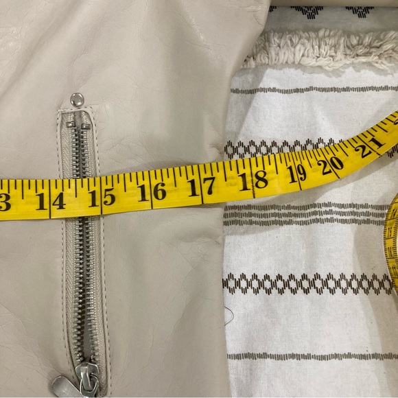 Vegan Leather style moto jacket size M - Picture 12 of 13